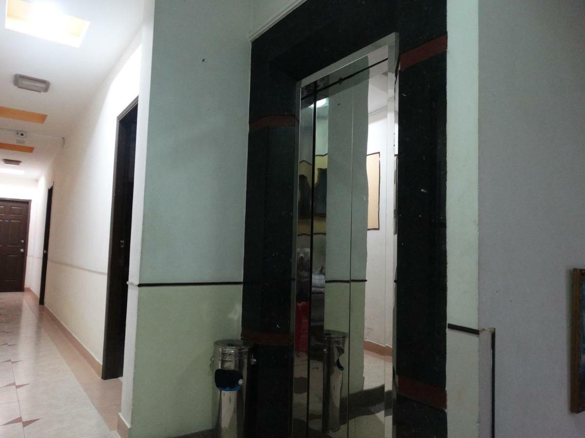 Thuong Hai Hotel Хошимин Экстерьер фото